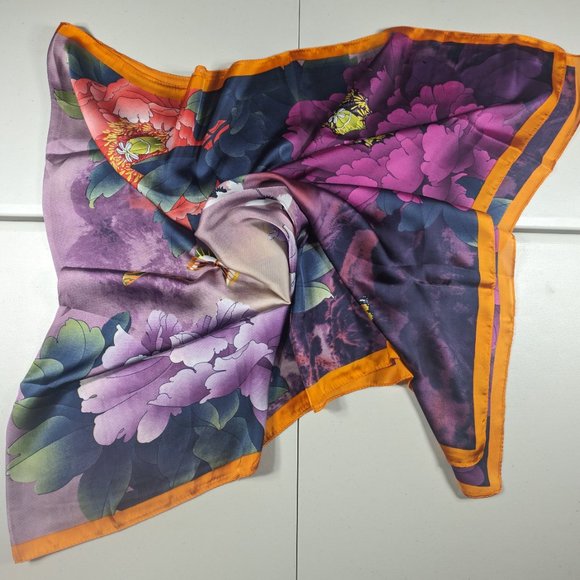 Fashion Scarf Womens 33.5 x 71 in Purple Red Flower Floral Pattern Summer Shawl - Picture 2 of 4